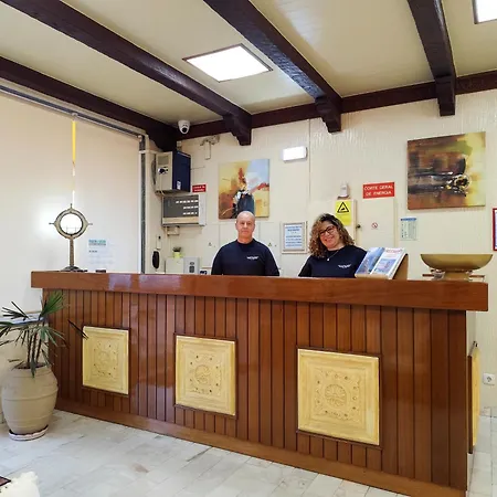 Turisticos Grande Appartement *